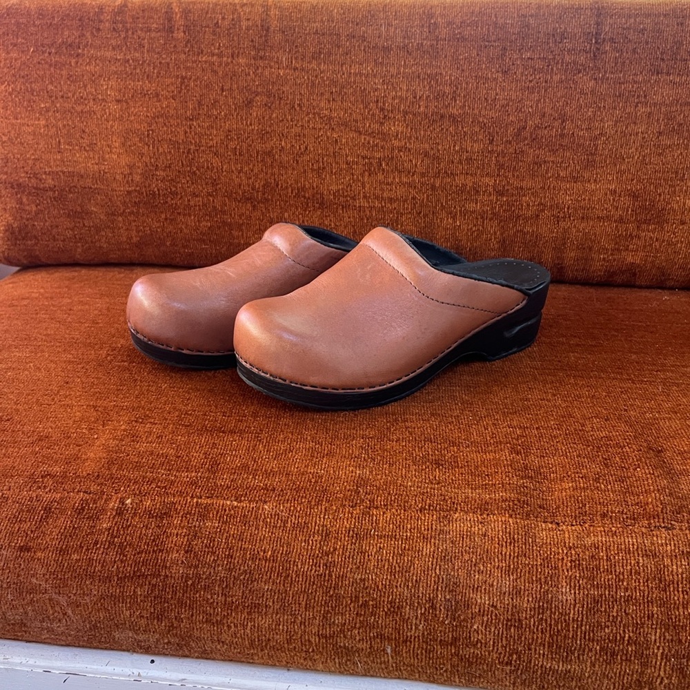 Lands End Casual Leather Slip-On Clogs in Brown